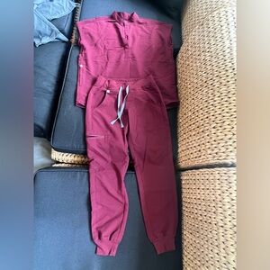 Figs Maroon Scrub Set with Drawstring Pants
